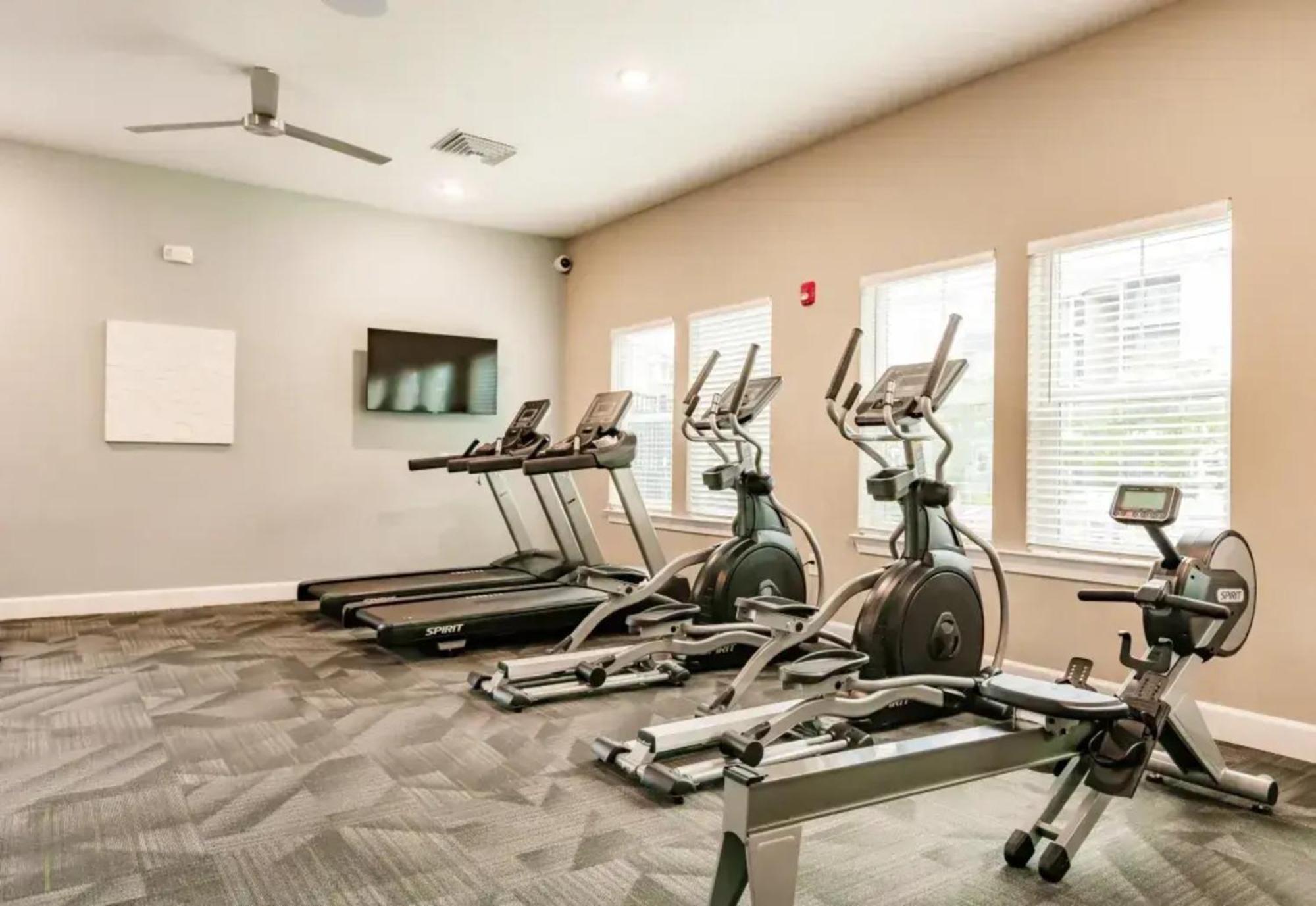 The Vantage Apartments By Barsala Cape Coral Bagian luar foto